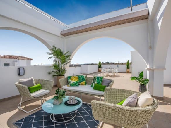 Ruim terras bij penthouse in Ciudad Quesada met uitzicht en buitenruimte