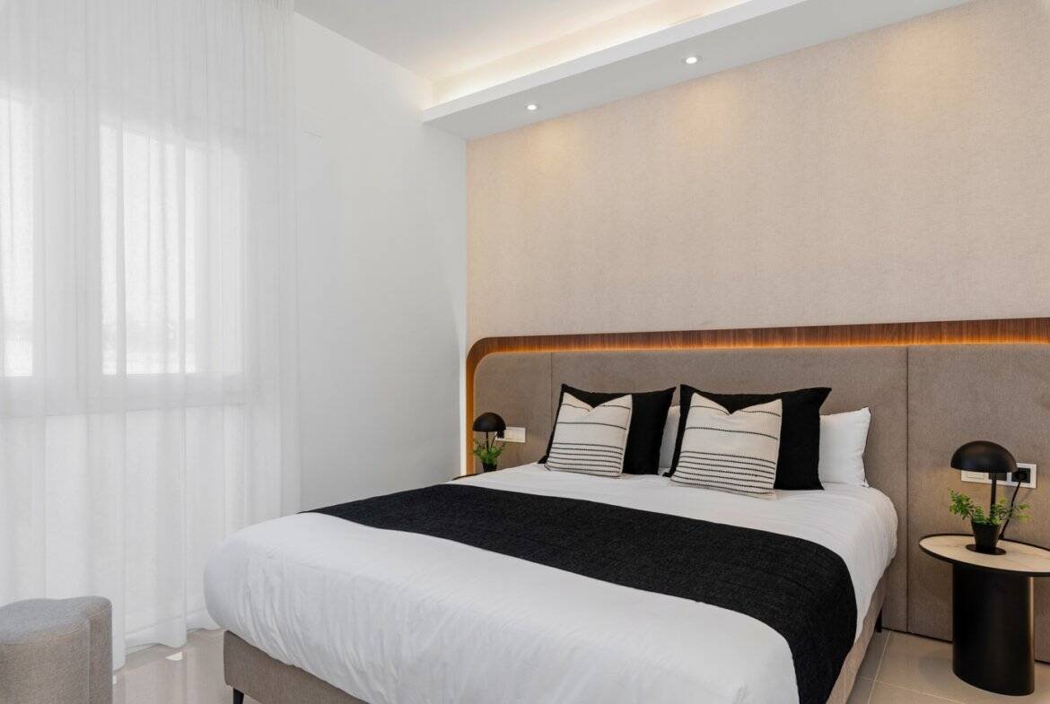 Hoofdslaapkamer in modern nieuwbouw penthouse in Ciudad Quesada Costa Blanca