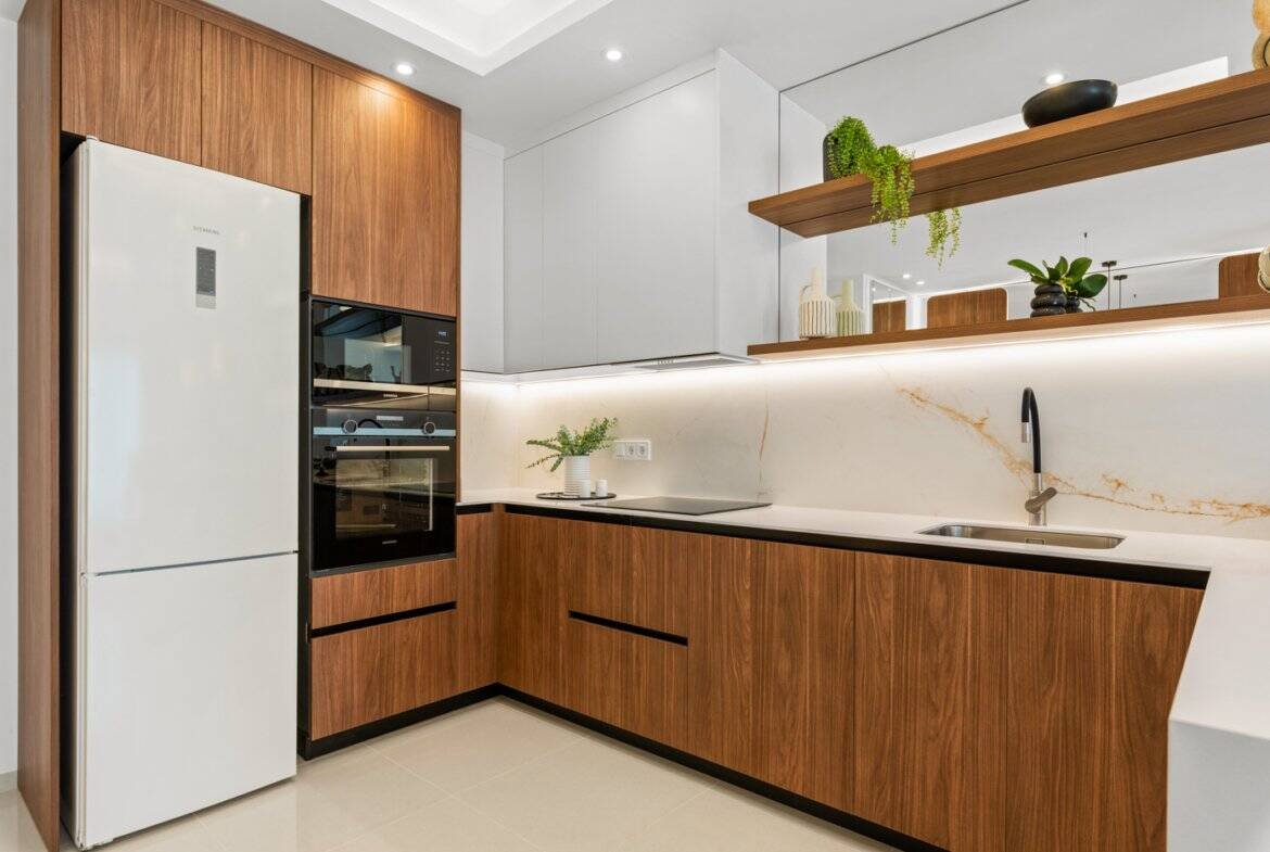 Moderne open keuken in nieuwbouw penthouse Residentie Jazmín in Ciudad Quesada